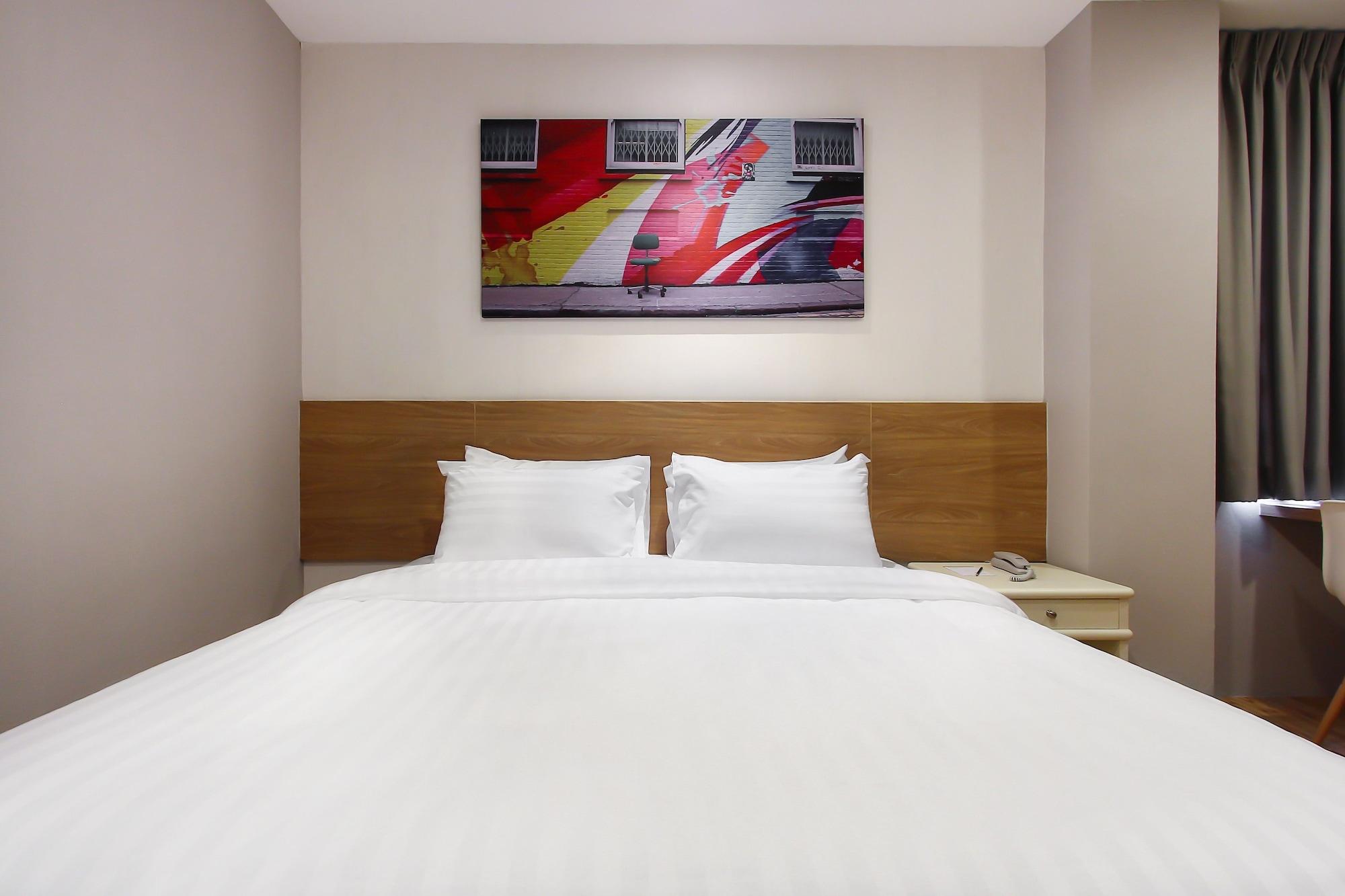 Pula Silom Hotel Bangkok Kültér fotó