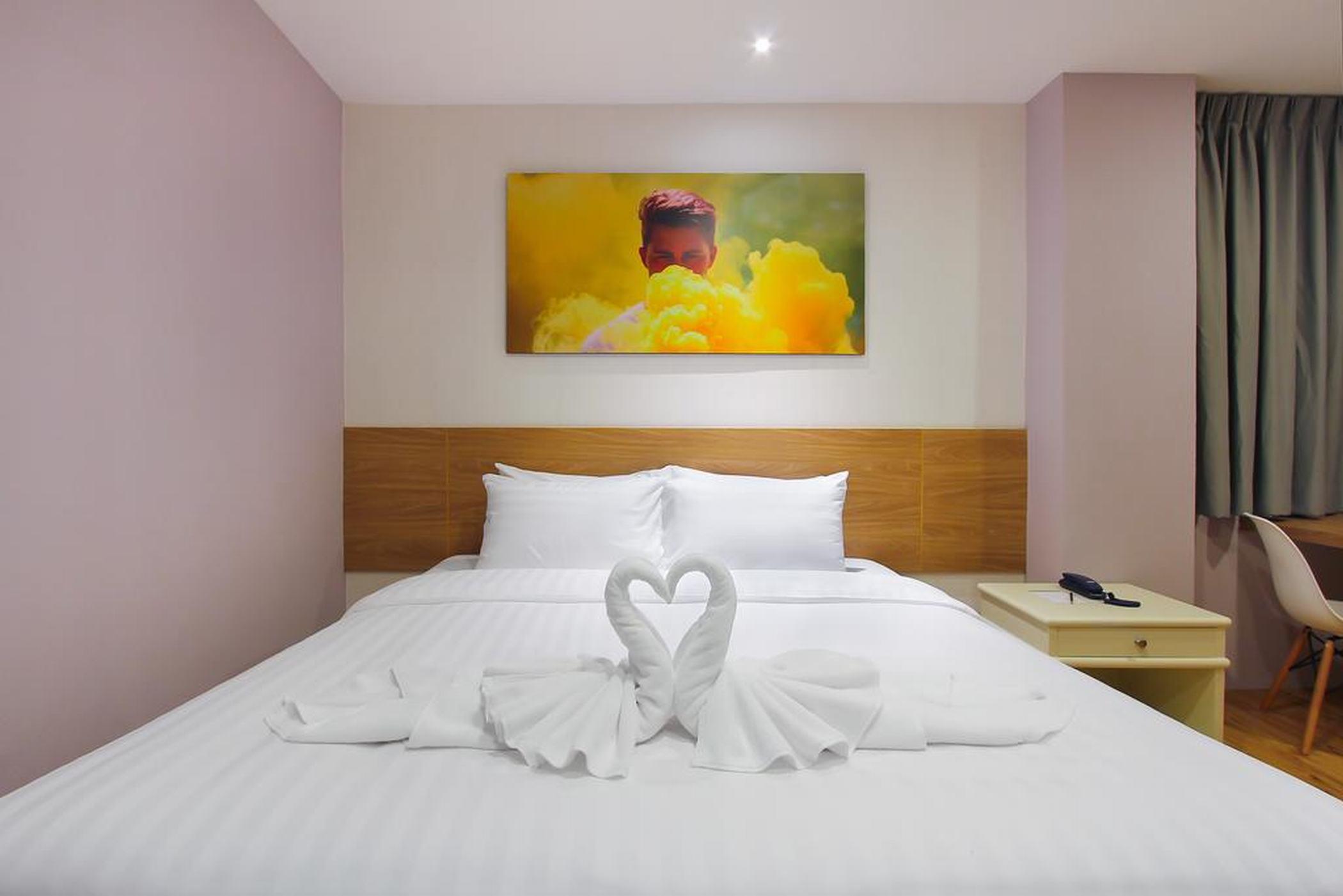 Pula Silom Hotel Bangkok Kültér fotó