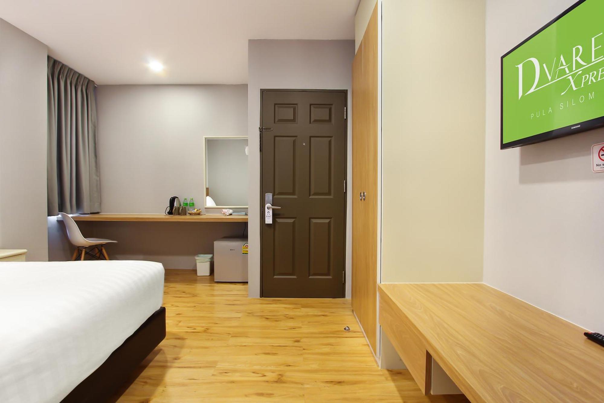 Pula Silom Hotel Bangkok Kültér fotó