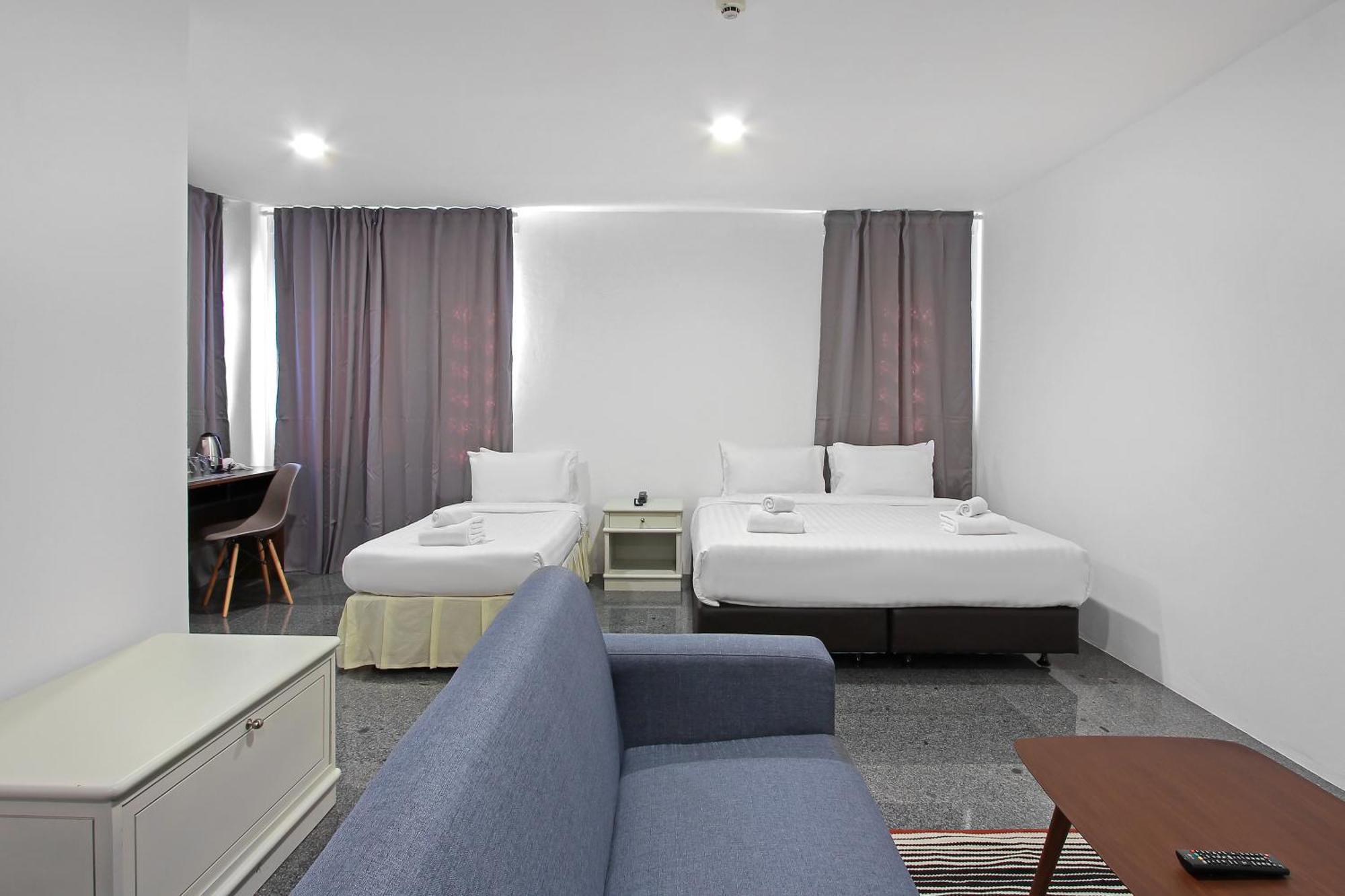Pula Silom Hotel Bangkok Szoba fotó